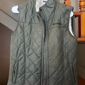 Columbia Olive Quilted Vest